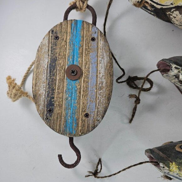 Handcrafted Wooden Catfish String Wall Hanging Decor Carved Folk Art - Picture 3 of 12